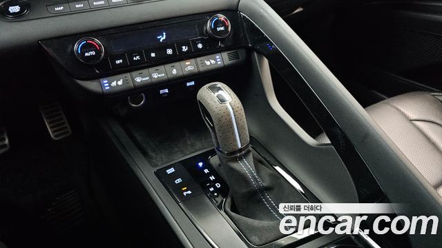 Hyundai AVANTE 2022 — photo 12