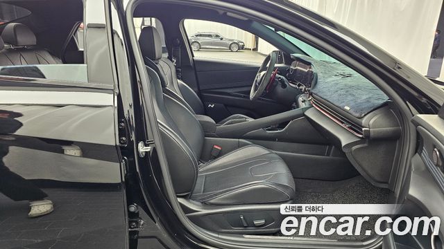 Hyundai AVANTE 2022 — photo 17