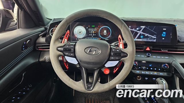 Hyundai AVANTE 2022 — photo 19