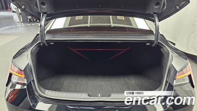 Hyundai AVANTE 2022 — photo 26