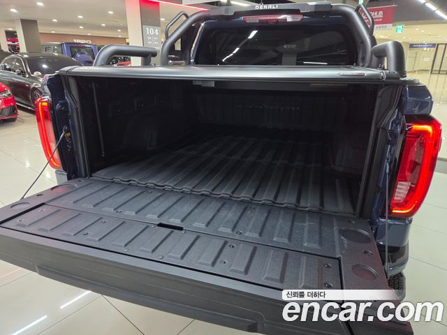 GMC Sierra 2024 — photo 8