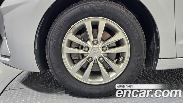 Hyundai AVANTE 2020 — photo 5
