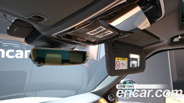 Land Rover Range Rover 2019 — photo 36