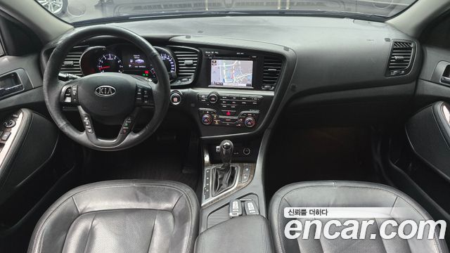 Kia K5 2011 — photo 7