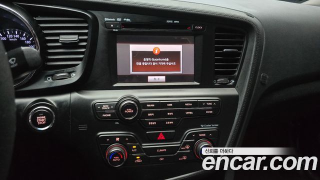 Kia K5 2011 — photo 15