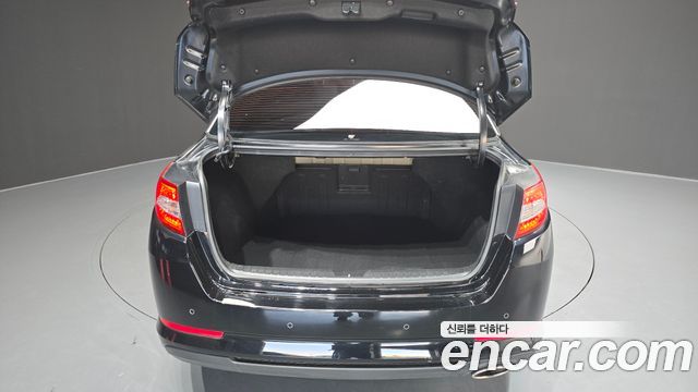 Kia K5 2011 — photo 20