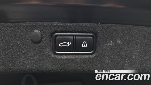 Hyundai Grandeur 2018 — photo 32