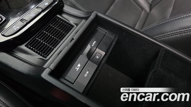 Hyundai Grandeur 2018 — photo 33