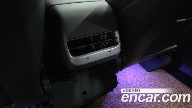 Tesla Model Y 2022 — photo 28