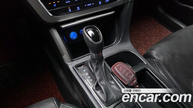 Hyundai Sonata 2016 — photo 12