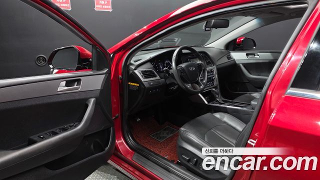 Hyundai Sonata 2016 — photo 13