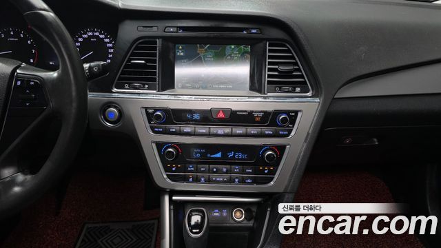 Hyundai Sonata 2016 — photo 20