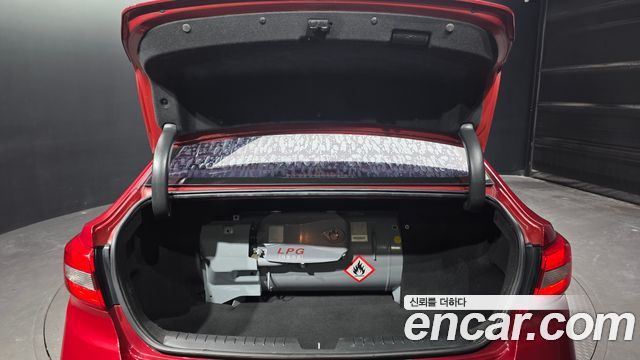 Hyundai Sonata 2016 — photo 26