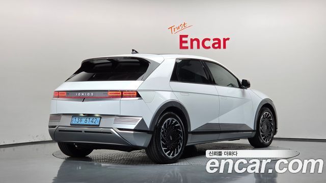 Hyundai Ioniq5 2022 — photo 2
