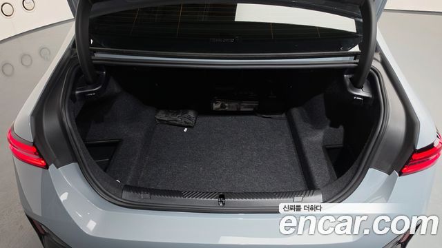 BMW 5-Series 2026 — photo 22