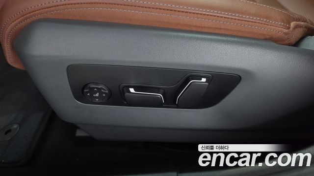 BMW 5-Series 2026 — photo 32
