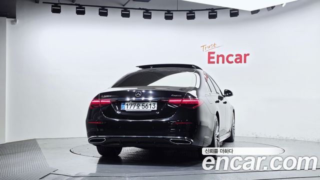Mercedes-Benz S-Class 2023 — photo 4