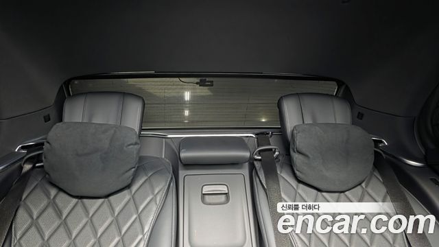 Mercedes-Benz S-Class 2023 — photo 27
