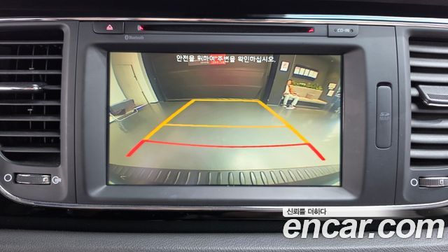 Kia Canival 2016 — photo 20
