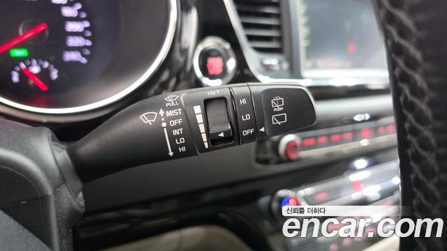 Kia Canival 2016 — photo 27