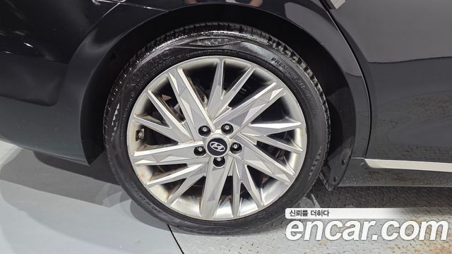 Hyundai Grandeur 2023 — photo 5