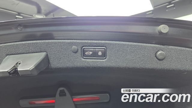 Hyundai Grandeur 2023 — photo 24