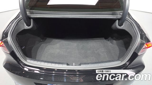 Hyundai Grandeur 2023 — photo 25