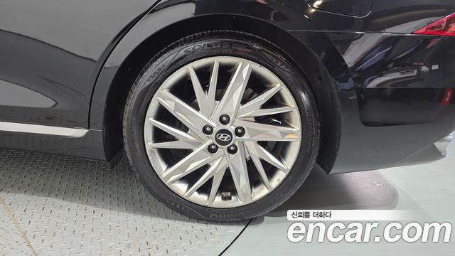 Hyundai Grandeur 2023 — photo 7