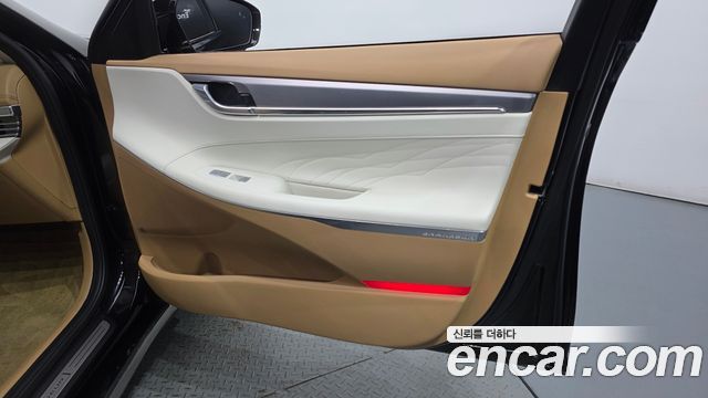 Hyundai Grandeur 2023 — photo 14