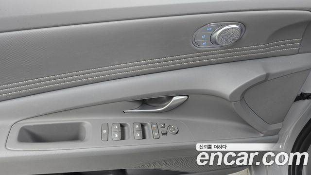 Hyundai AVANTE 2025 — photo 23