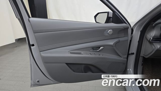 Hyundai AVANTE 2025 — photo 14