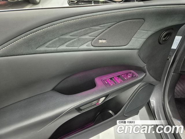 Lexus RX 2025 — photo 13