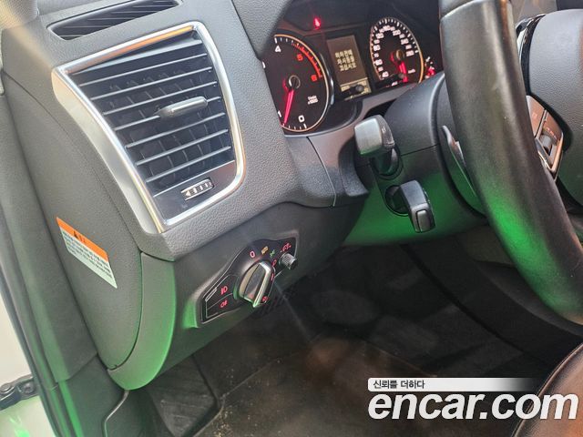 Audi Q5 2016 — photo 12