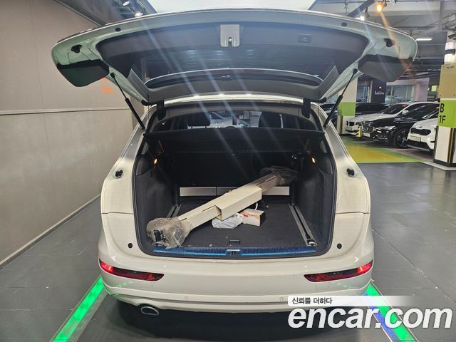 Audi Q5 2016 — photo 19