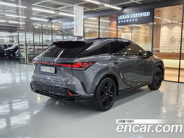 Lexus RX 2025 — photo 2
