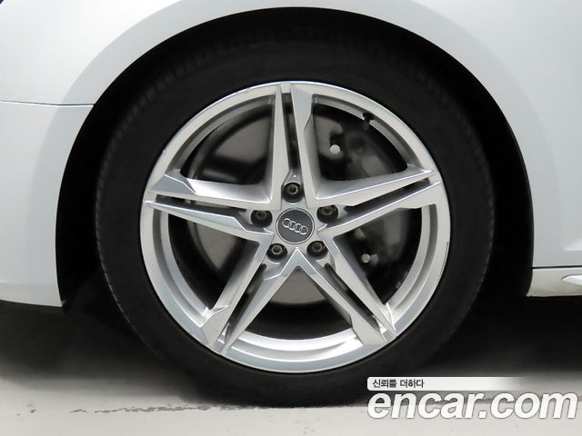 Audi A4 2016 — photo 5