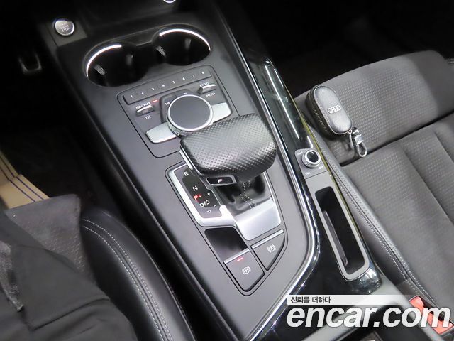 Audi A4 2016 — photo 9