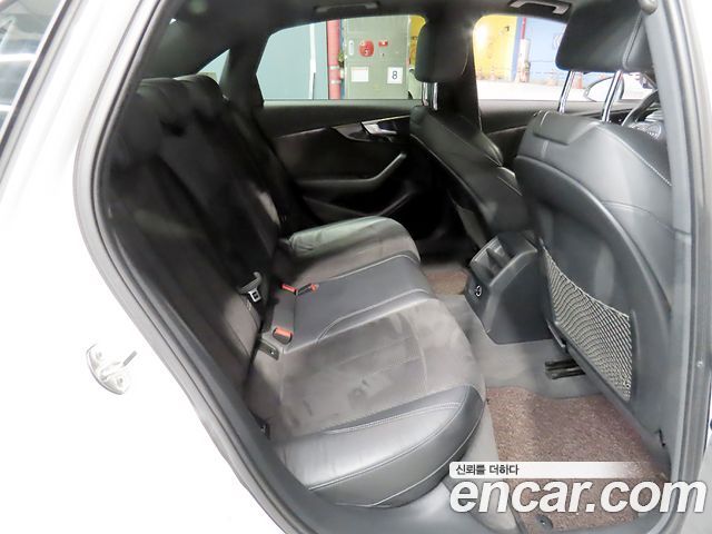 Audi A4 2016 — photo 13