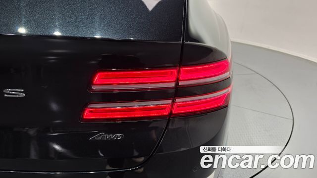 Genesis GV80 2024 — photo 9