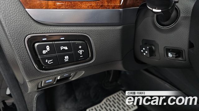 Hyundai Equus 2014 — photo 14