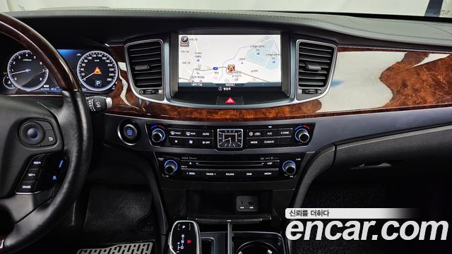 Hyundai Equus 2014 — photo 15