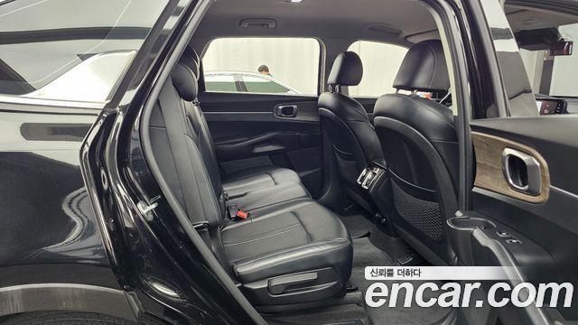 Kia Sorento 2022 — photo 12