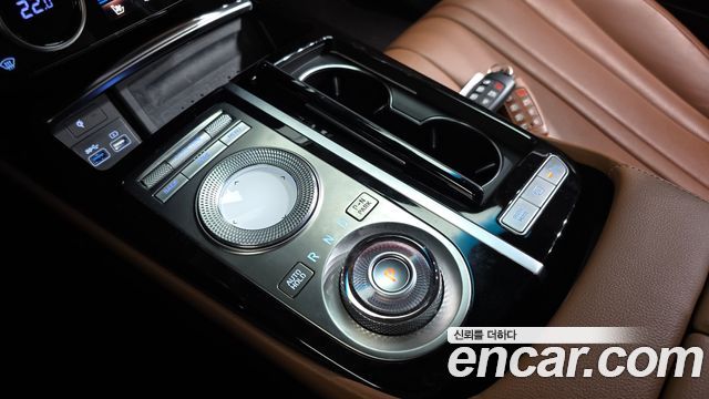 Genesis G80 2022 — photo 12