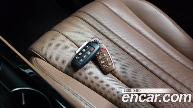 Genesis G80 2022 — photo 23