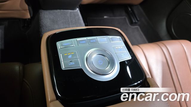 Genesis G80 2022 — photo 25