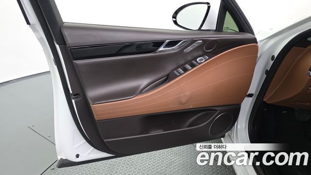 Genesis G80 2022 — photo 14