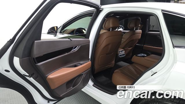 Genesis G80 2022 — photo 16
