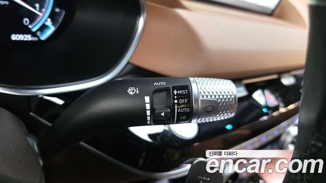 Genesis G80 2022 — photo 30