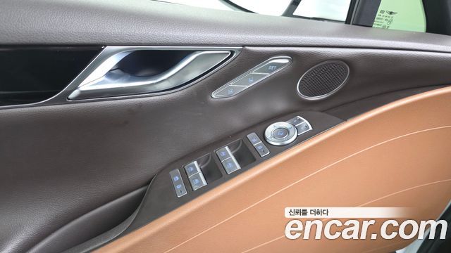 Genesis G80 2022 — photo 31