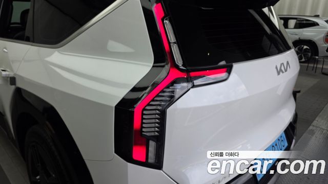 Kia EV9 2024 — photo 9